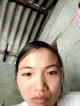ngan-cute from StripChat is Freechat