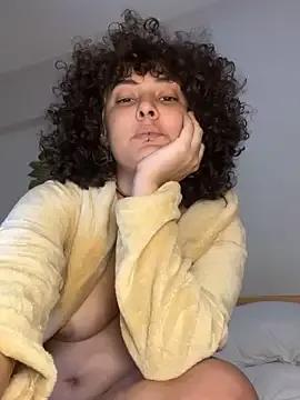 OliviaWild_ from StripChat is Freechat