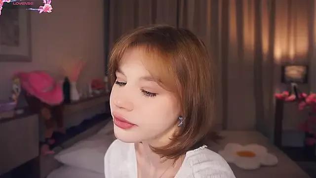 OronaNengl from StripChat