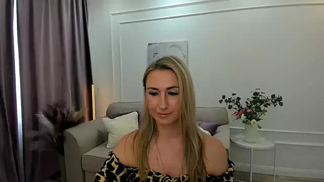 PassionGlow from StripChat