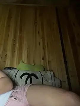 phungtiti from StripChat is Freechat