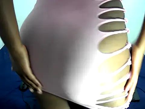 pinkyxbarbie2 from StripChat is Freechat