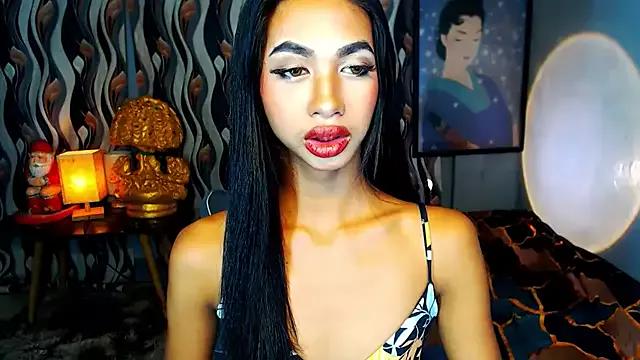 PrettyLatiina from StripChat