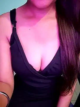 queen_visakha from StripChat is Freechat