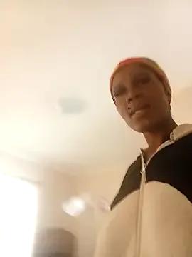 QueenLady7 from StripChat is Freechat