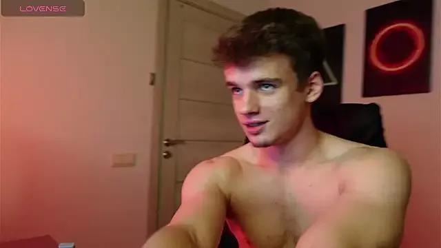 Ricky_Becko from StripChat is Freechat