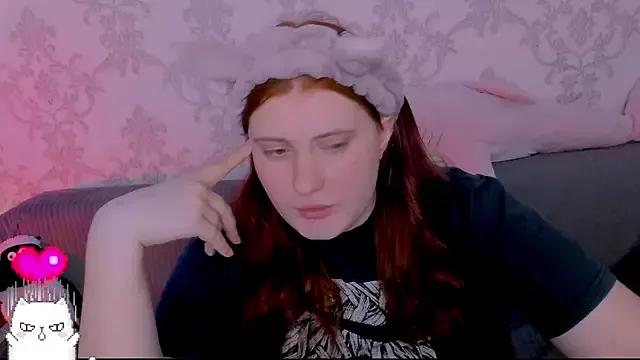 Rosie_Pumpkin from StripChat is Freechat