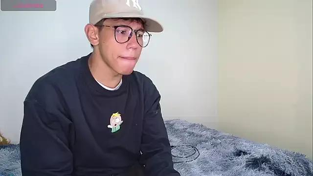 Ryan-and-pamelaprince from StripChat is Freechat