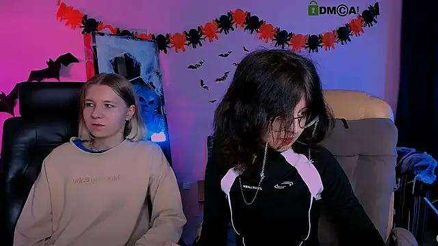 samanta_hotty from StripChat is Freechat