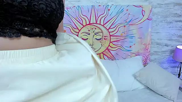 samantaduque_ from StripChat is Freechat