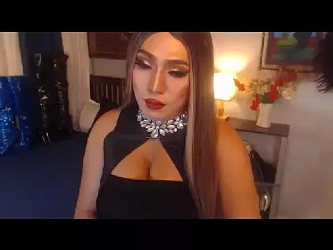 SamanthaAlmazora from StripChat is Freechat