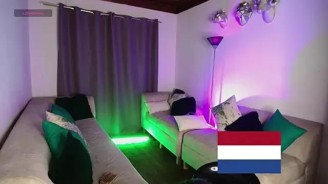 samara_veguz222 from StripChat