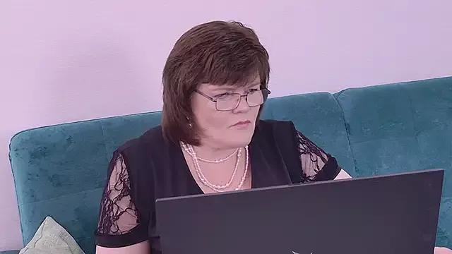 Sandra_Sunrise from StripChat is Freechat