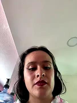SaraaBlonde from StripChat is Freechat