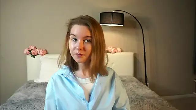 SaranJoye from StripChat is Freechat