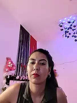 saraximenapaisita from StripChat is Freechat