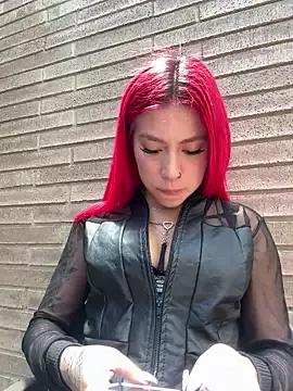 Scarlett_fiire from StripChat is Freechat