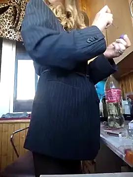 Scromnica94 from StripChat is Freechat