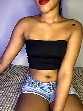 selena_mia from StripChat is Freechat