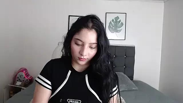 selene_walker_ from StripChat is Freechat