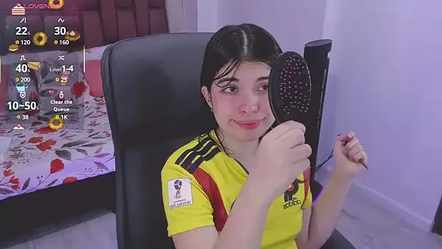 selina_lovers from StripChat is Freechat