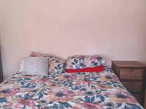 sexylax17 from StripChat is Freechat