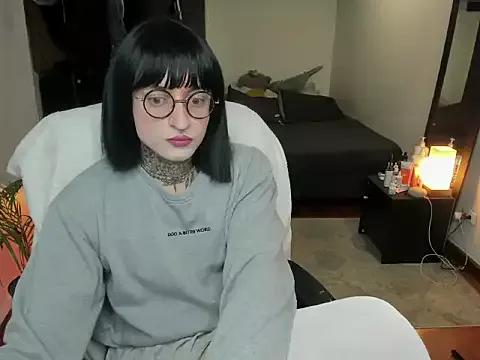 ShiiraVelkor from StripChat is Freechat