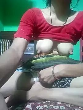 Shreya-couple from StripChat is Freechat