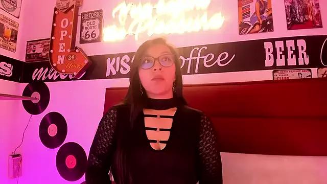 Skye_bluee_ from StripChat is Freechat