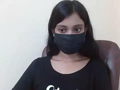 smallcuute from StripChat is Freechat