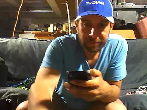 SmokingSloth from StripChat is Freechat