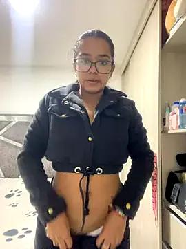 sofi_grisaless from StripChat is Freechat