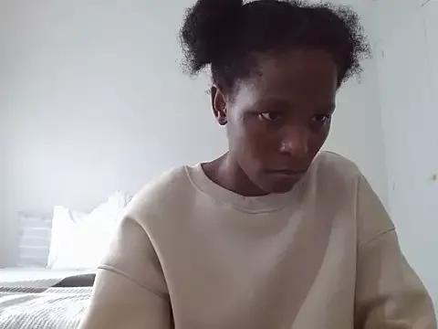 SoftRosee from StripChat