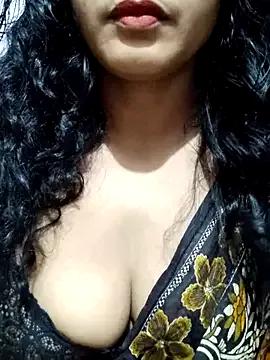 spicysuhana from StripChat is Freechat