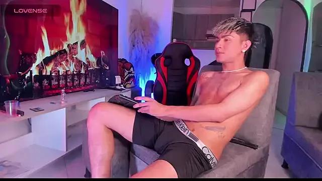 Steven_baby69 from StripChat is Freechat