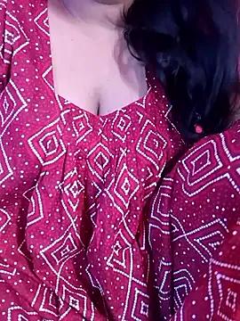 Sweeite from StripChat is Freechat