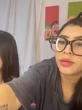 Sweet_and_Rous0 from StripChat is Freechat