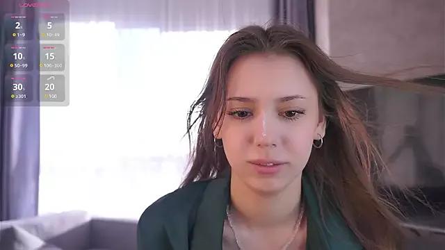 TaiteBrow from StripChat