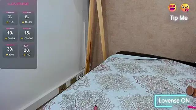 taylorsmiiith_ from StripChat is Freechat