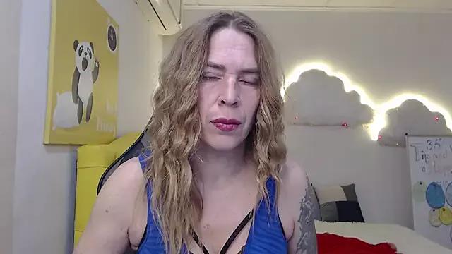 TessaDaybreak from StripChat