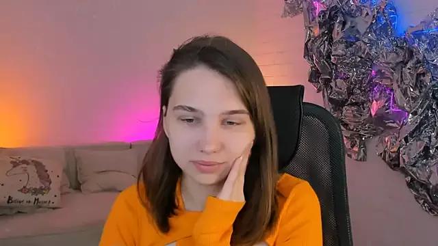 TessaMill from StripChat is Freechat