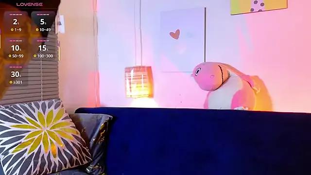 thewoman_subservient from StripChat is Freechat