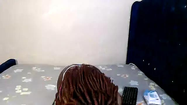 Tonia_Banks from StripChat is Freechat