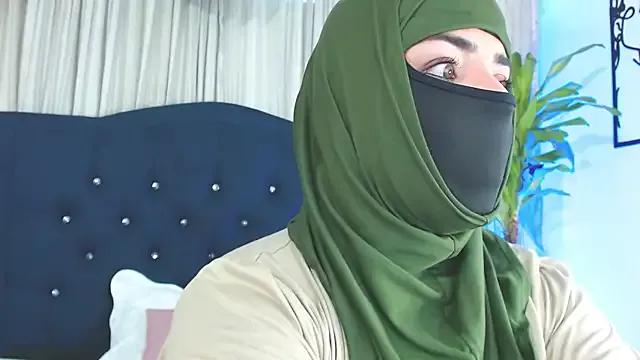 Uzra_hayed from StripChat is Freechat