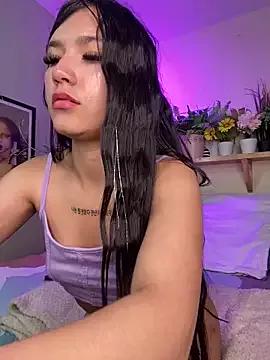 Valeerie_ from StripChat is Freechat