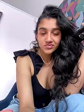 ValentiinaCruz from StripChat is Freechat