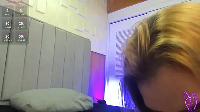 valeriahenao1 from StripChat is Freechat