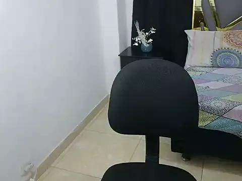 valeriavasquez from StripChat is Freechat