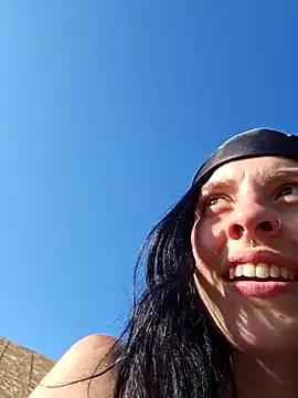 VanessaVipera from StripChat is Freechat