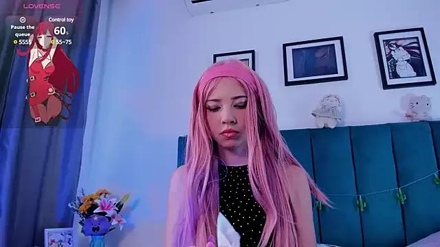 VanillyeWhite from StripChat is Freechat